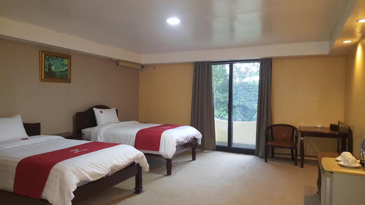 Phil Oasis Hotel & Resort Silang Luaran gambar
