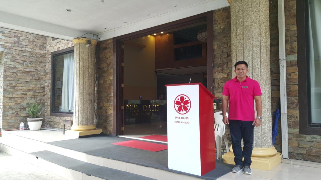Phil Oasis Hotel & Resort Silang Luaran gambar