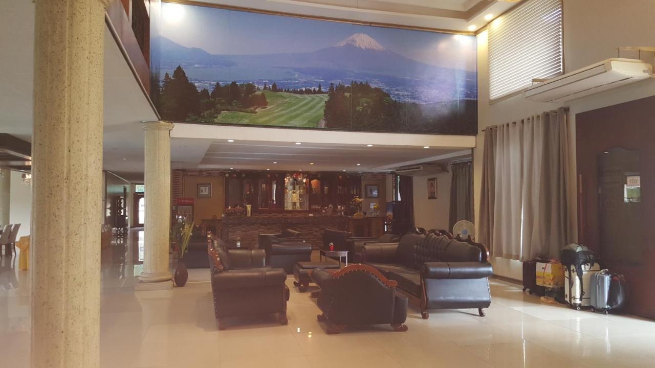 Phil Oasis Hotel & Resort Silang Luaran gambar